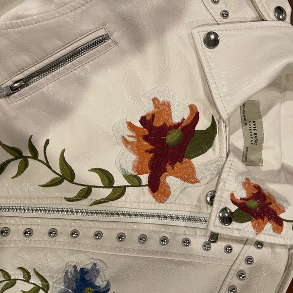 AFTF Basic Women’s leather jacket bomber embroidered small size 3 - Picture 7 of 7